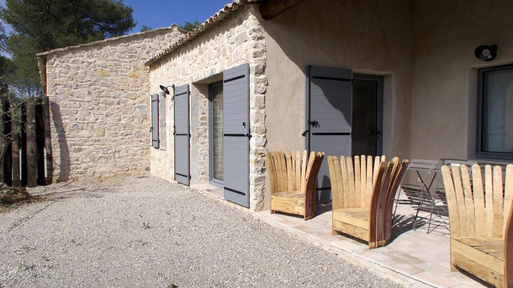 Les Lodges Du Pic Le Triadou Exteriör bild