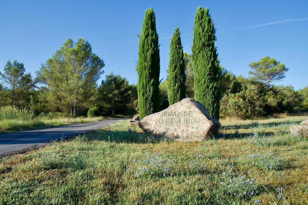 Les Lodges Du Pic Le Triadou Exteriör bild